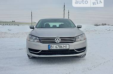 Седан Volkswagen Passat 2012 в Полтаве