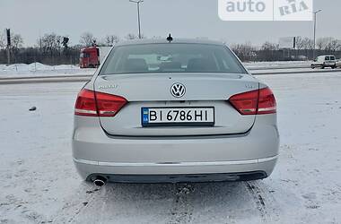 Седан Volkswagen Passat 2012 в Полтаве