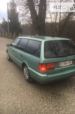 Универсал Volkswagen Passat 1994 в Черновцах