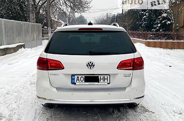 Універсал Volkswagen Passat 2012 в Мукачевому