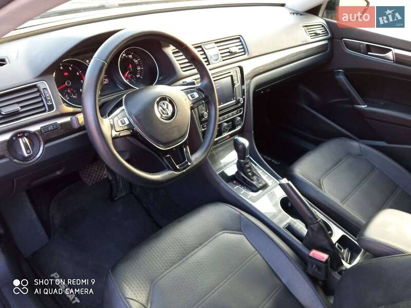 Седан Volkswagen Passat 2015 в Луцке фото 7 Седан Volkswagen Passat 2015 в Луцке