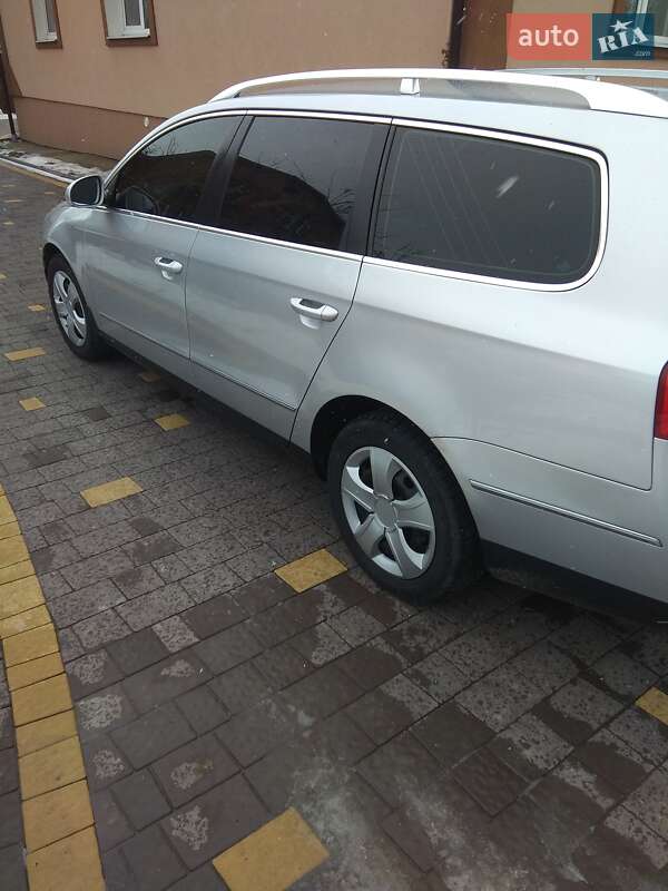 Універсал Volkswagen Passat 2009 в Бориславі