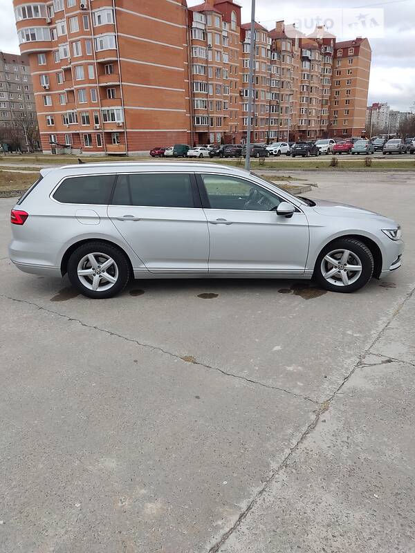 Універсал Volkswagen Passat 2017 в Вараші фото 5 Універсал Volkswagen Passat 2017 в Вараші