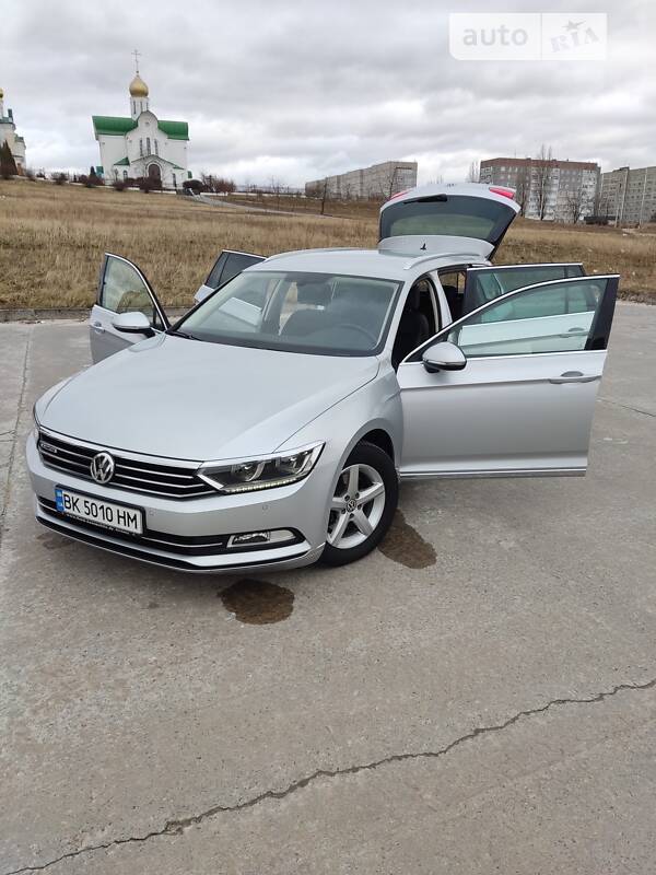 Універсал Volkswagen Passat 2017 в Вараші фото 18 Універсал Volkswagen Passat 2017 в Вараші