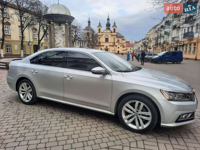 Седан Volkswagen Passat 2018 в Ивано-Франковске фото 8 Седан Volkswagen Passat 2018 в Ивано-Франковске