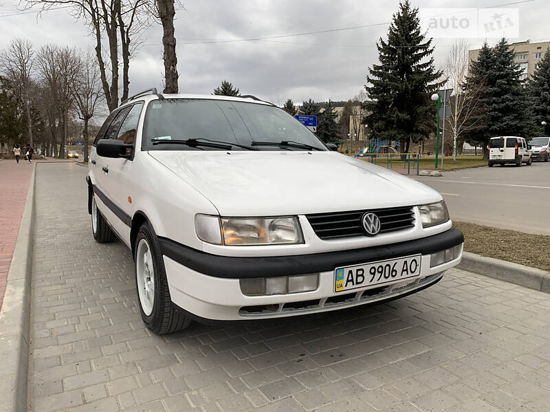 Универсал Volkswagen Passat 1996 в Могилев-Подольске