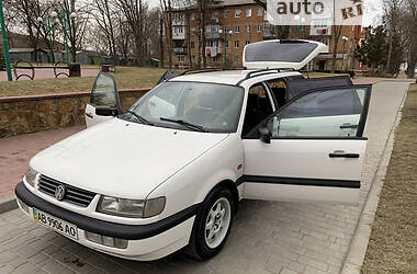 Универсал Volkswagen Passat 1996 в Могилев-Подольске