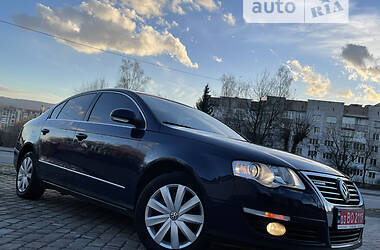 Седан Volkswagen Passat 2009 в Трускавце