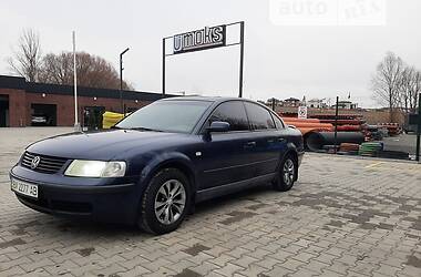 Седан Volkswagen Passat 1997 в Хмельницькому