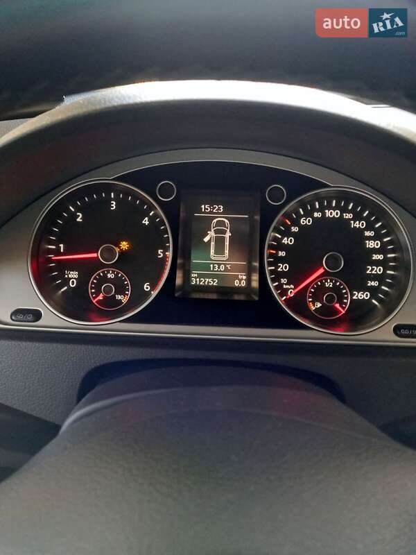 Универсал Volkswagen Passat 2012 в Киеве фото 17 Универсал Volkswagen Passat 2012 в Киеве