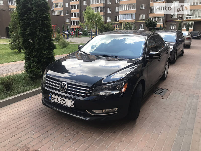Седан Volkswagen Passat 2015 в Хмельницком