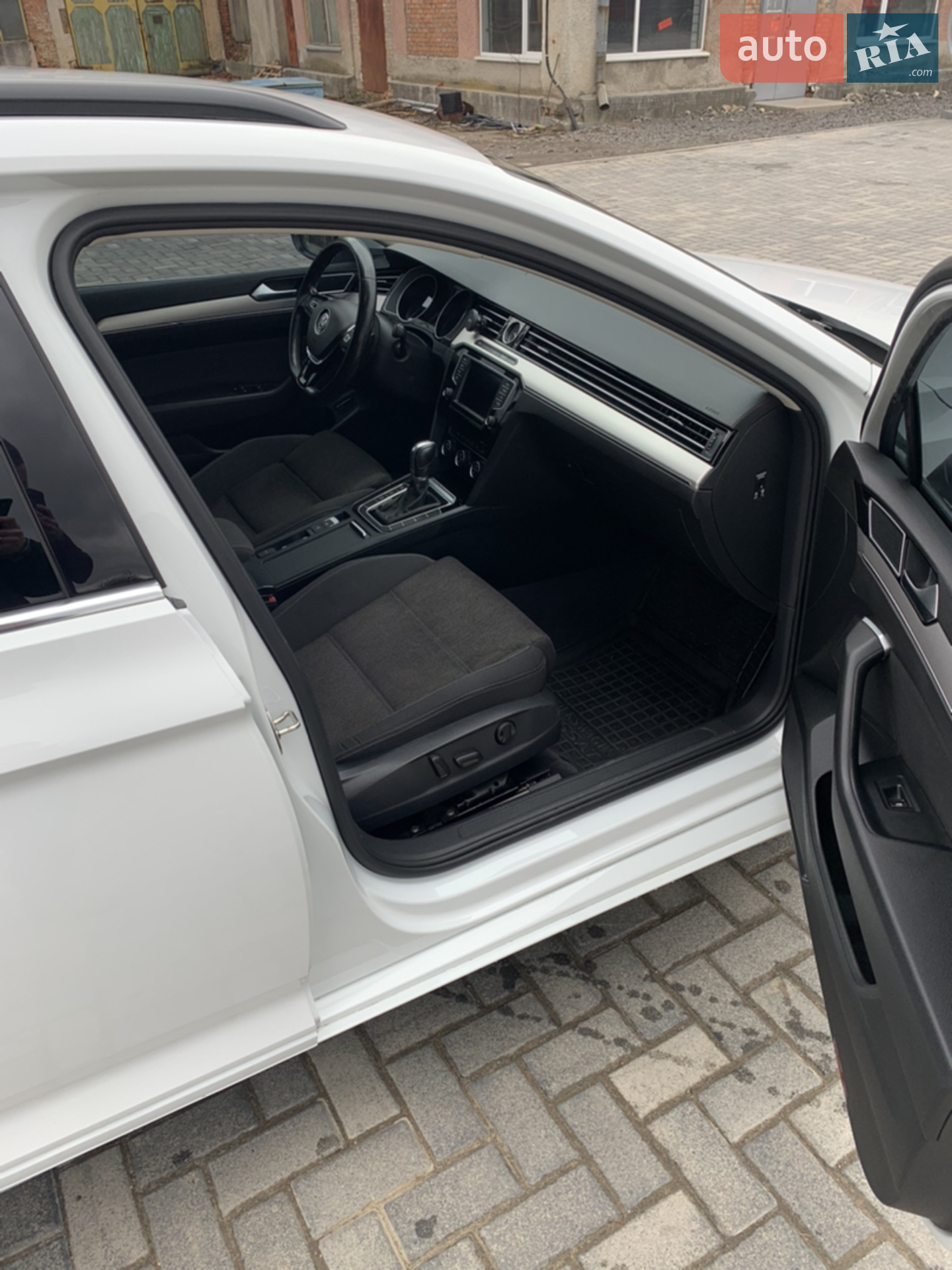 2015 Volkswagen Passat - мініатюра 6