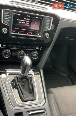 Универсал Volkswagen Passat 2015 в 