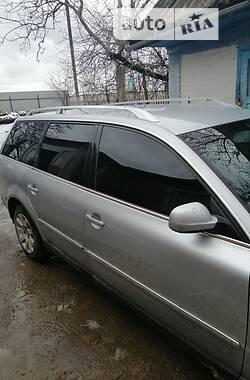 Універсал Volkswagen Passat 2001 в Гайсину