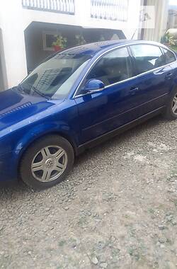 Седан Volkswagen Passat 2004 в Иршаве