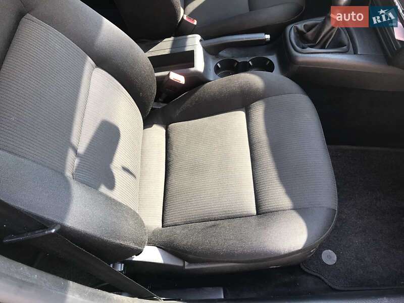 Универсал Volkswagen Passat 2002 в Косове