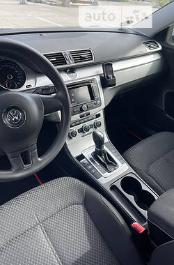 Универсал Volkswagen Passat 2012 в Залещиках