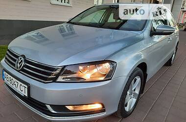 Седан Volkswagen Passat 2011 в Виннице