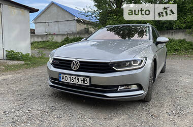 Универсал Volkswagen Passat 2016 в Ужгороде