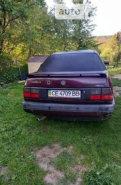 Седан Volkswagen Passat 1993 в 