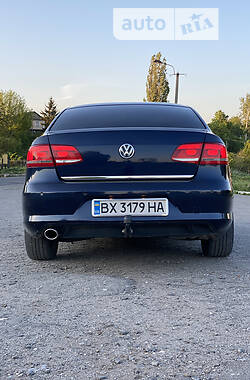 Седан Volkswagen Passat 2011 в Хмельницькому