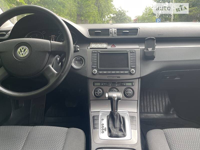 Универсал Volkswagen Passat 2009 в Львове