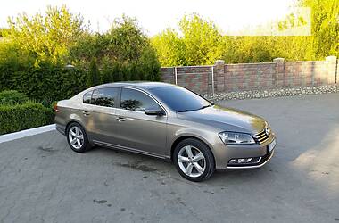 Седан Volkswagen Passat 2011 в Подволочиске