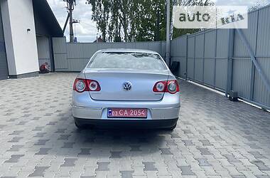 Седан Volkswagen Passat 2007 в Луцке