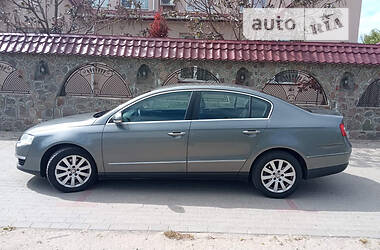 Седан Volkswagen Passat 2007 в Радехове