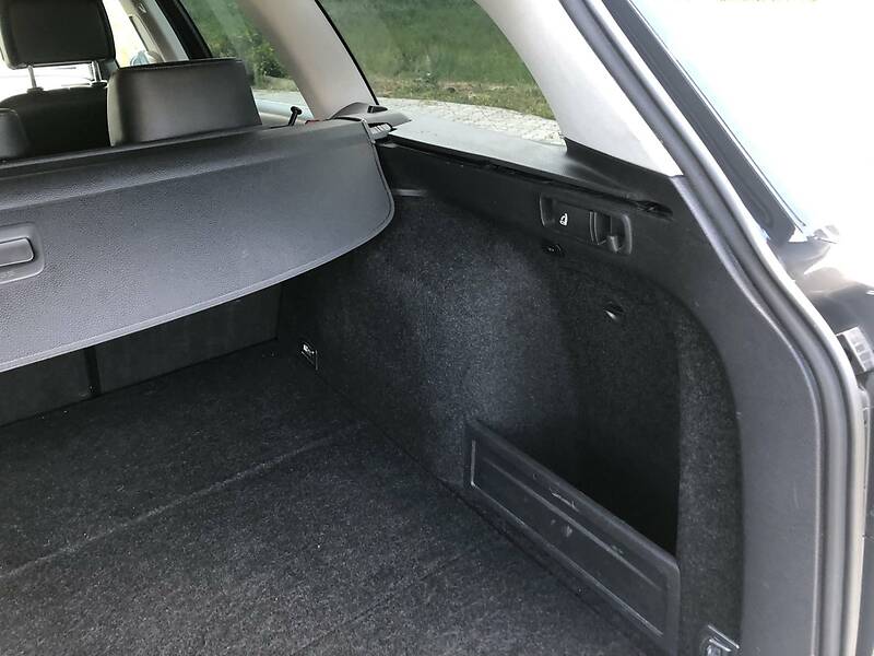 Универсал Volkswagen Passat 2012 в Стрые