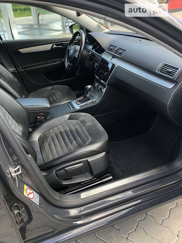 Универсал Volkswagen Passat 2012 в Стрые