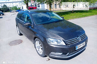 Универсал Volkswagen Passat 2012 в Хмельницком