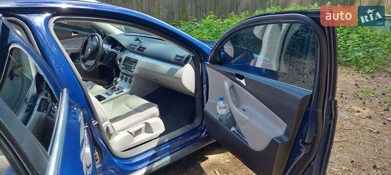 Універсал Volkswagen Passat 2008 в Києві