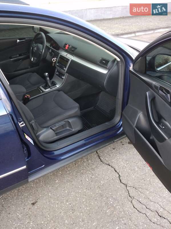 Универсал Volkswagen Passat 2009 в Виноградове