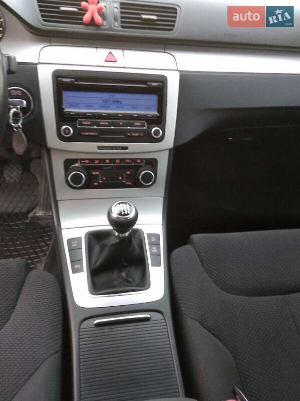 Универсал Volkswagen Passat 2009 в Виноградове