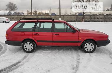 Универсал Volkswagen Passat 1988 в Киеве