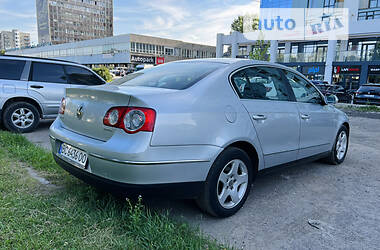 Седан Volkswagen Passat 2006 в 