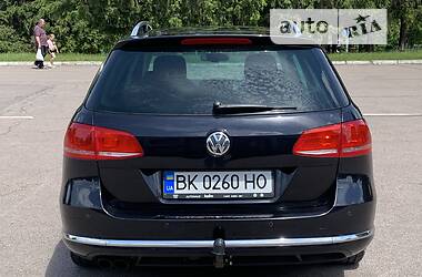 Универсал Volkswagen Passat 2011 в 