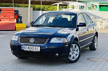 Седан Volkswagen Passat 2003 в 