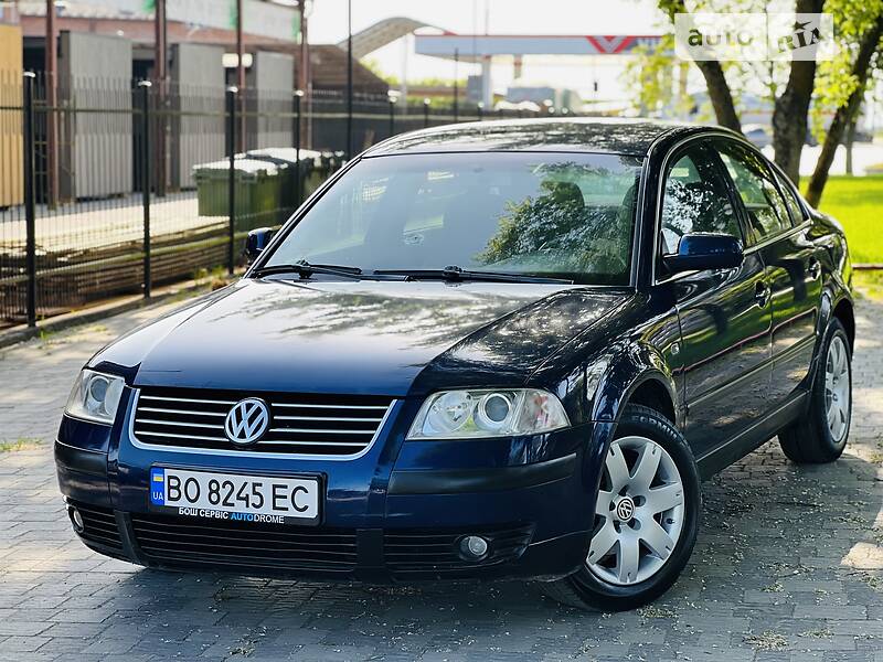 Седан Volkswagen Passat 2003 в 