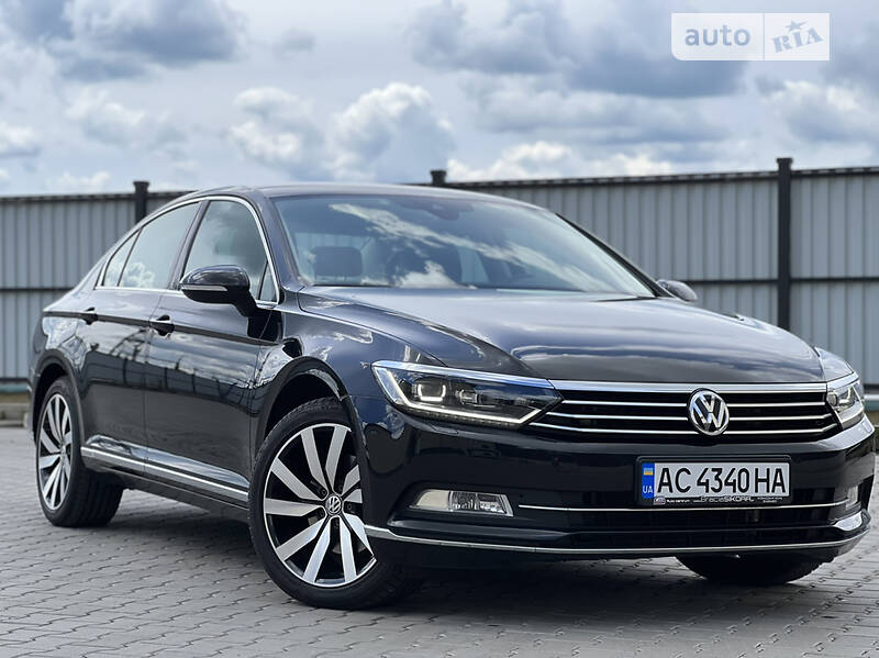 Седан Volkswagen Passat 2018 в Луцке