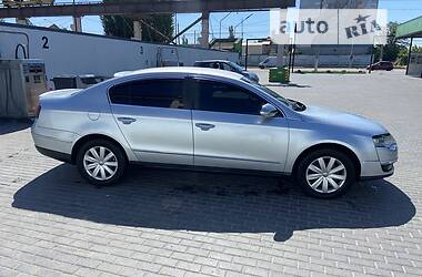 Седан Volkswagen Passat 2007 в Одессе