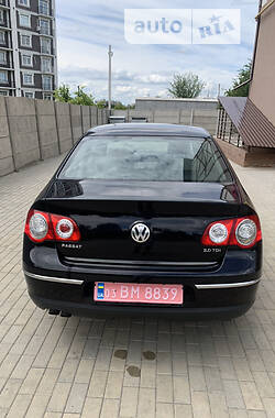 Седан Volkswagen Passat 2005 в Луцьку