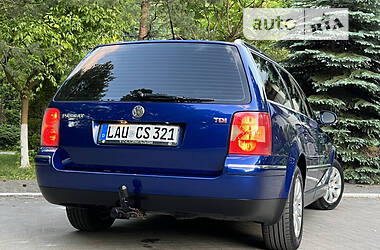 Универсал Volkswagen Passat 2004 в Дрогобыче