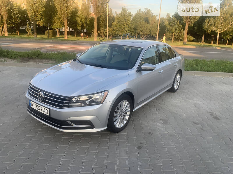 Седан Volkswagen Passat 2016 в Киеве