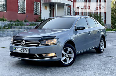 Седан Volkswagen Passat 2011 в Нетешине