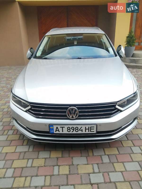 Універсал Volkswagen Passat 2015 в Івано-Франківську