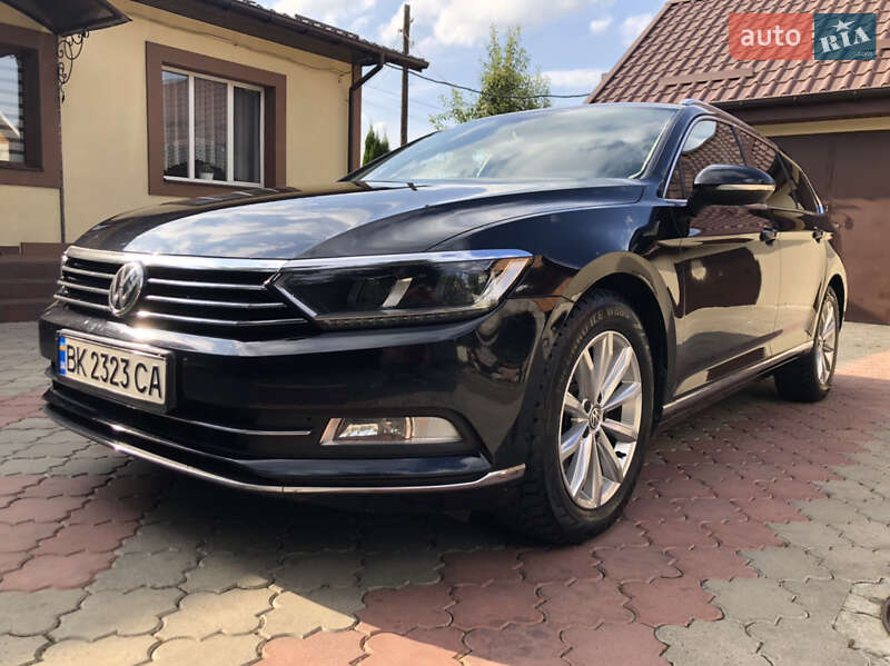 Универсал Volkswagen Passat 2018 в Ровно фото 12 Универсал Volkswagen Passat 2018 в Ровно