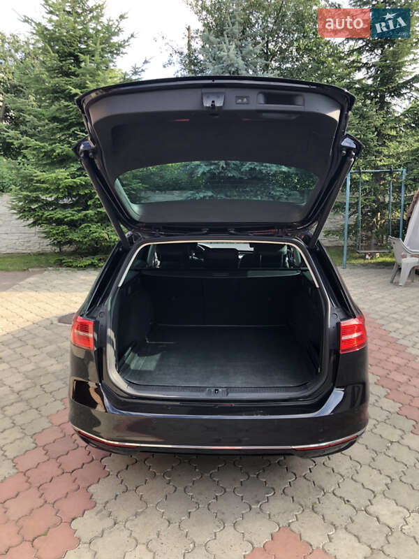 Универсал Volkswagen Passat 2018 в Ровно фото 22 Универсал Volkswagen Passat 2018 в Ровно
