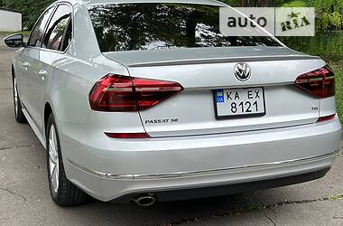 Седан Volkswagen Passat 2018 в Кам'янському